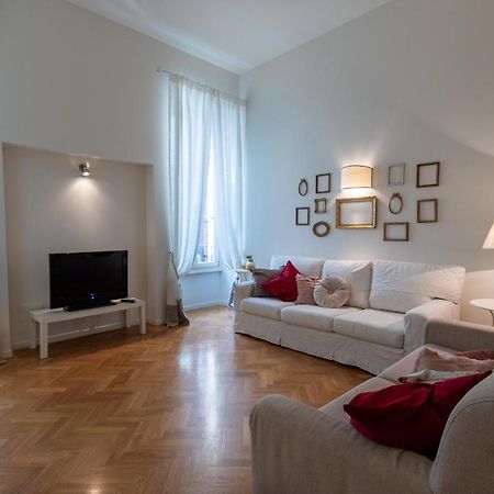 Ad Verona Flat Luaran gambar